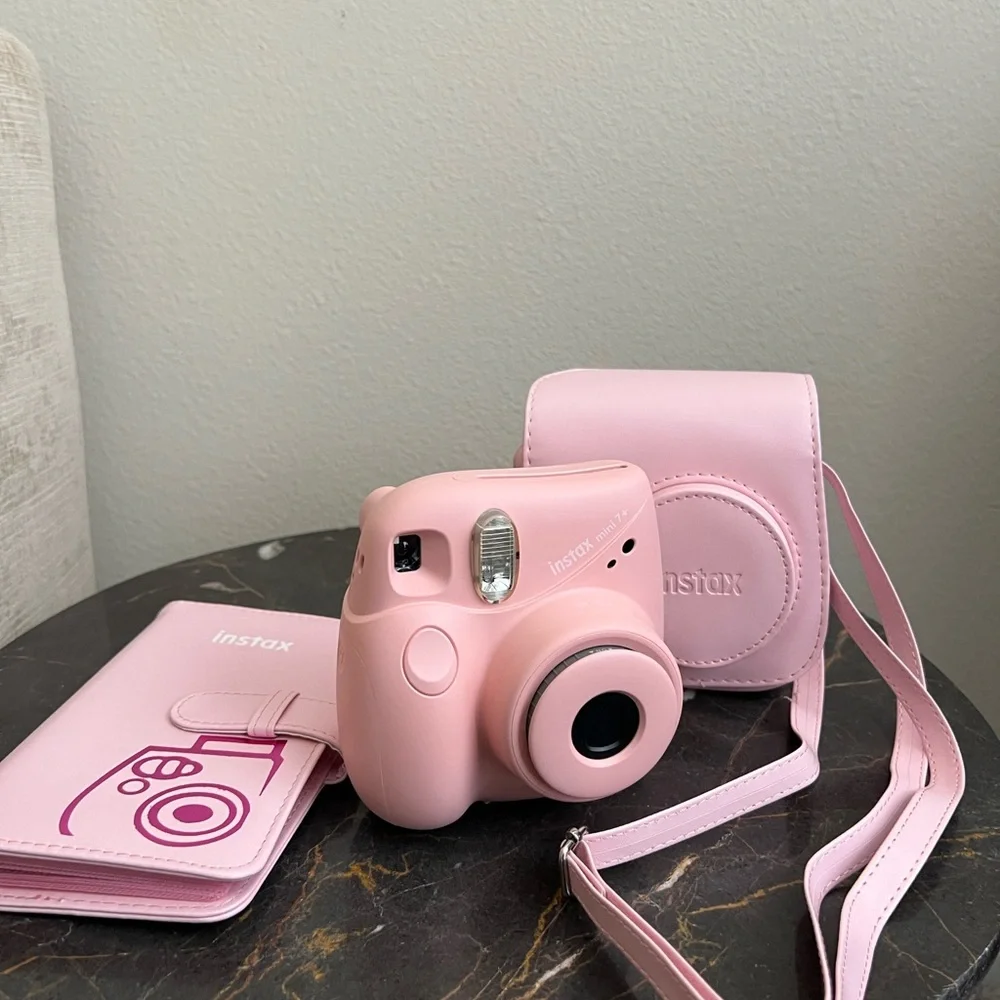Fujifilm Instax Mini 12 Instant Film Camera (Blossom Pink)